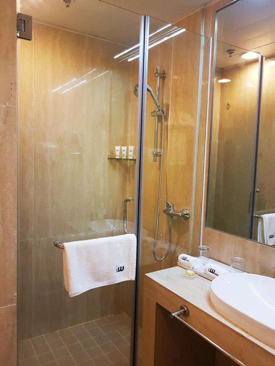 Iw Hotel Hong Kong Dış mekan fotoğraf